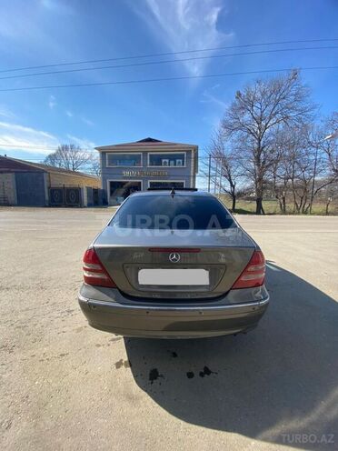 Mercedes C 240 2000, 440,000 km - 2.4 l - Masallı