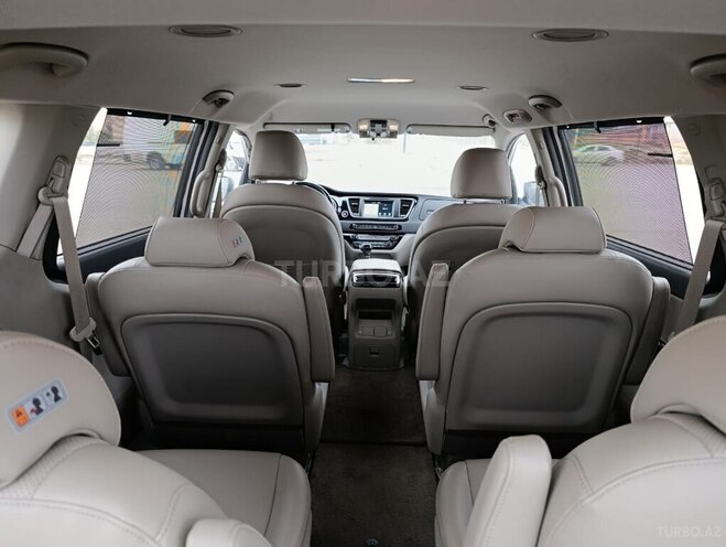 Kia Carnival 2015, 215,000 km - 2.2 l - Bakı