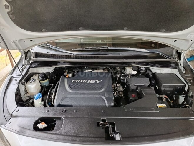 Kia Carnival 2015, 215,000 km - 2.2 l - Bakı