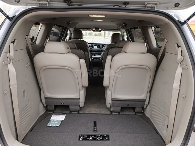 Kia Carnival 2015, 215,000 km - 2.2 l - Bakı