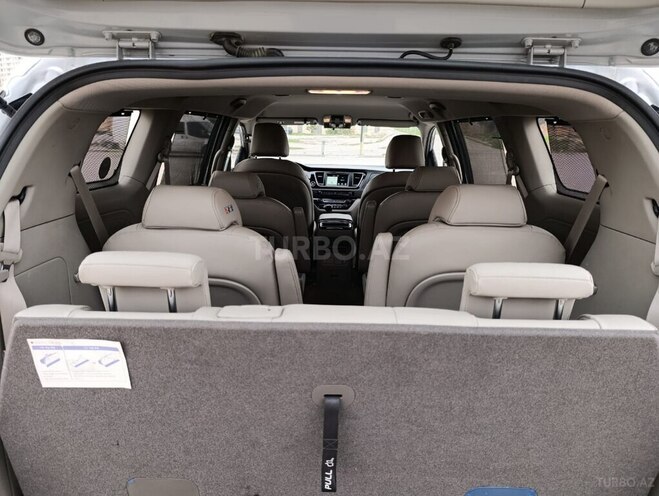 Kia Carnival 2015, 215,000 km - 2.2 l - Bakı