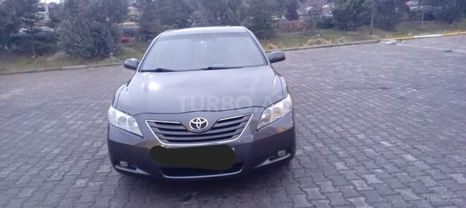 Toyota Camry-1