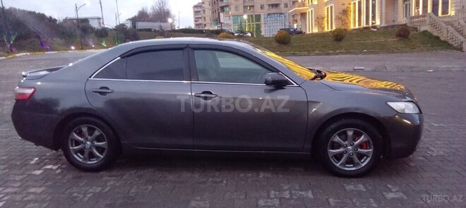 Toyota Camry-4