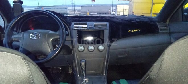 Toyota Camry-9