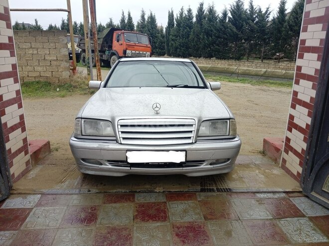 Mercedes C 200 1996, 291,836 km - 2.0 л - Bakı
