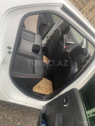 Renault Logan 2015, 261,000 km - 1.6 l - Bakı