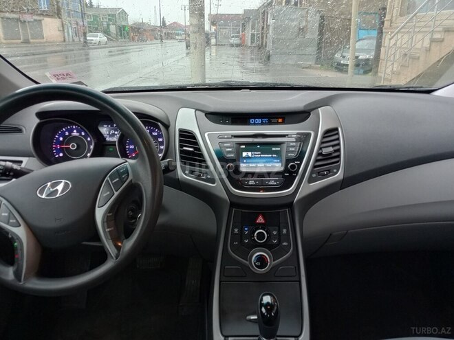 Hyundai Elantra 2015, 154,000 km - 1.8 л - Bakı