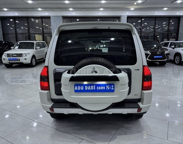Mitsubishi Pajero 2008, 158,700 km - 3.0 l - Bakı