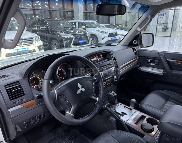 Mitsubishi Pajero 2008, 158,700 km - 3.0 l - Bakı