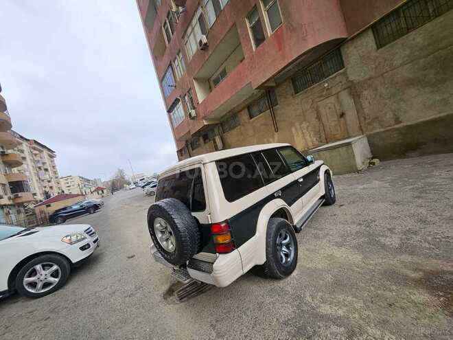 Mitsubishi Pajero 1992, 234,567 km - 3.0 л - Bakı