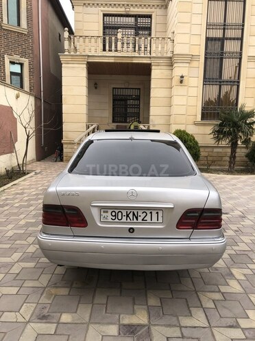 Mercedes E 230 1997, 280,000 km - 2.3 l - Bakı