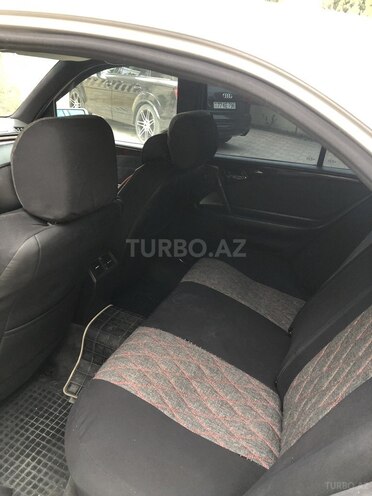 Mercedes E 230 1997, 280,000 km - 2.3 l - Bakı