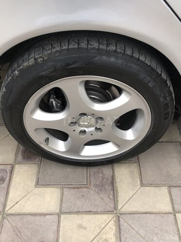 Mercedes E 230 1997, 280,000 km - 2.3 l - Bakı