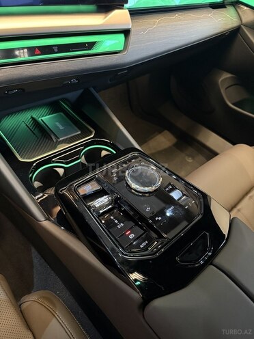 BMW i5 2024, 0 km - 0.0 l - Bakı