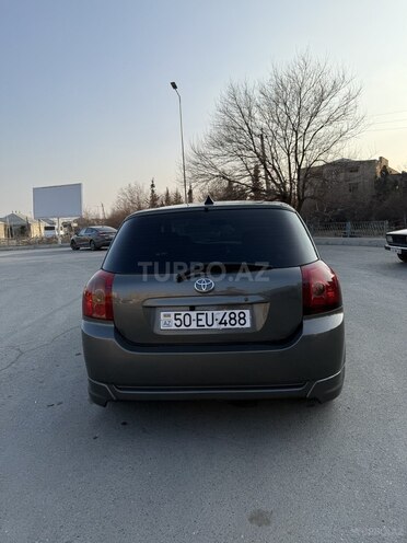 Toyota Corolla 2006, 318,000 km - 1.4 л - Mingəçevir