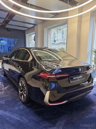 BMW i5 2024, 0 km - 0.0 l - Bakı