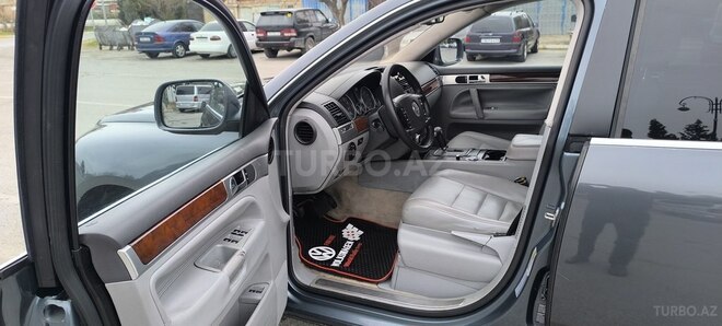 Volkswagen Touareg 2004, 395,000 km - 3.2 l - Sumqayıt