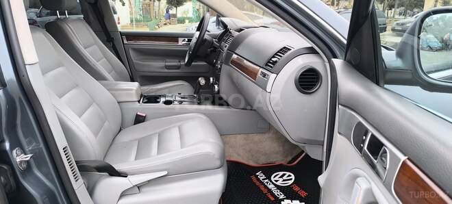 Volkswagen Touareg 2004, 395,000 km - 3.2 l - Sumqayıt