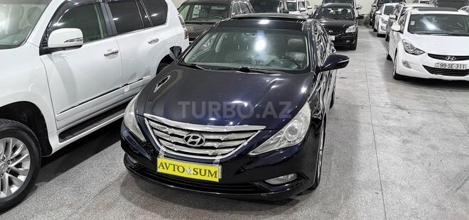 Hyundai Sonata-1