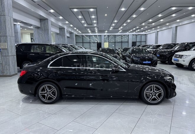 Mercedes C 180 d-4