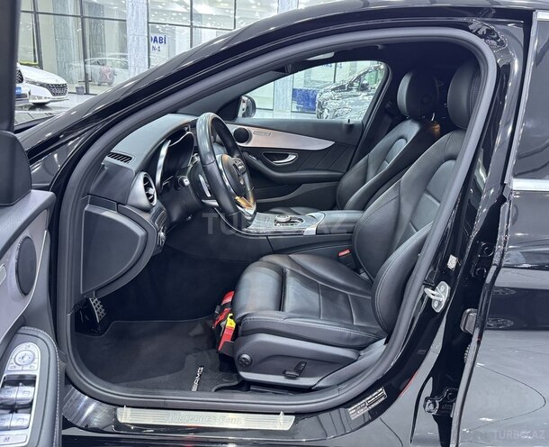 Mercedes C 180 d-11