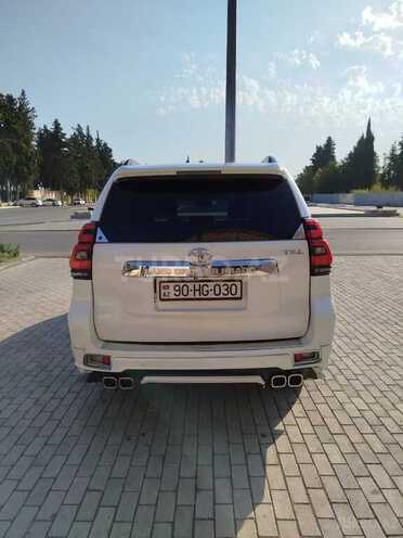 Toyota Land Cruiser Prado-2