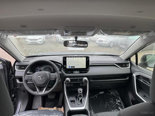Toyota RAV4-3