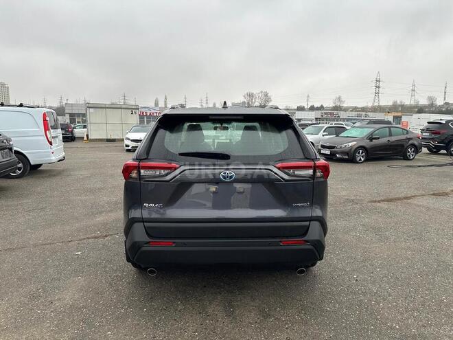 Toyota RAV4-2
