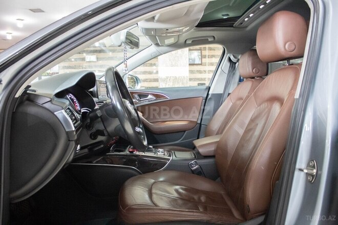 Audi A6-12