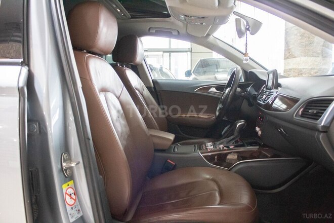Audi A6-15