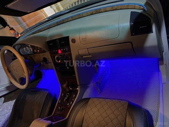 Mercedes C 230 1999, 330,456 km - 2.3 л - İmişli