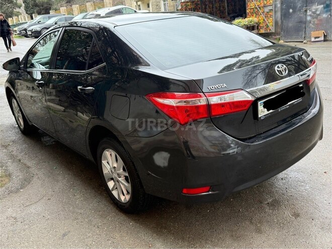 Toyota Corolla 2014, 220,321 km - 1.6 l - Bakı