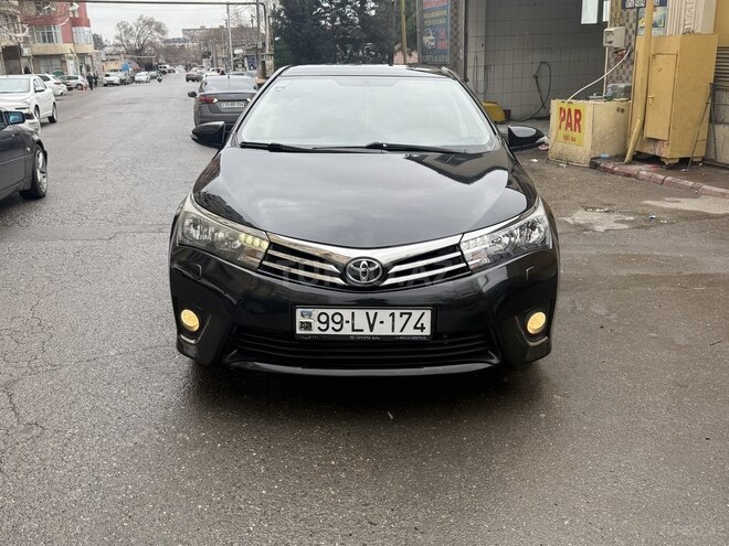 Toyota Corolla 2014, 220,321 km - 1.6 l - Bakı