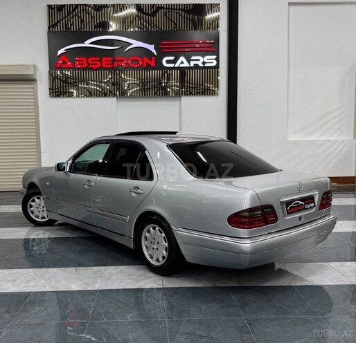 Mercedes E 240 1998, 417,000 km - 2.4 l - Sumqayıt