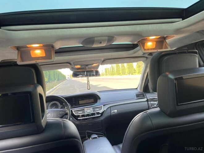 Mercedes S 500 2011, 189,000 km - 4.7 л - Gəncə