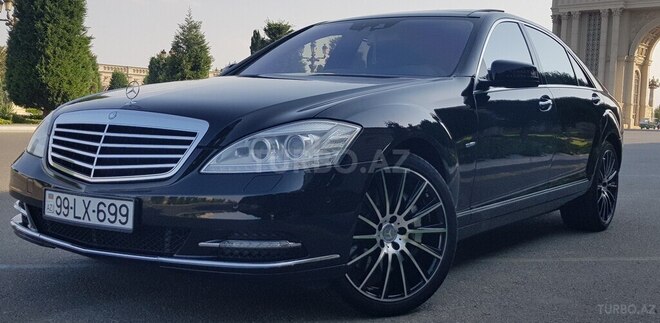 Mercedes S 500 2011, 189,000 km - 4.7 л - Gəncə