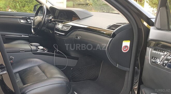Mercedes S 500 2011, 189,000 km - 4.7 л - Gəncə