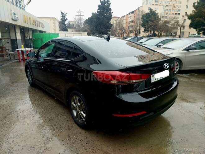 Hyundai Elantra 2017, 141,000 km - 2.0 l - Bakı