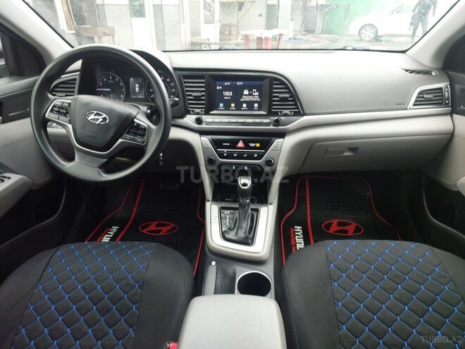 Hyundai Elantra 2017, 141,000 km - 2.0 l - Bakı