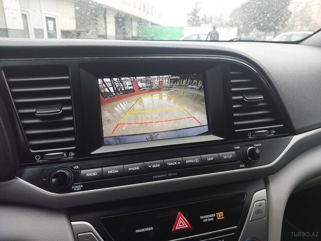 Hyundai Elantra 2017, 141,000 km - 2.0 l - Bakı