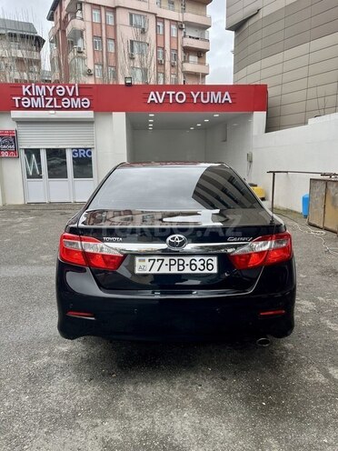Toyota Camry-4
