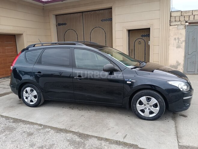 Hyundai i30 2010, 261,531 km - 1.4 l - Bakı