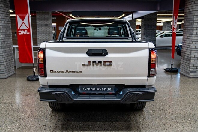 JMC Grand Avenue-9