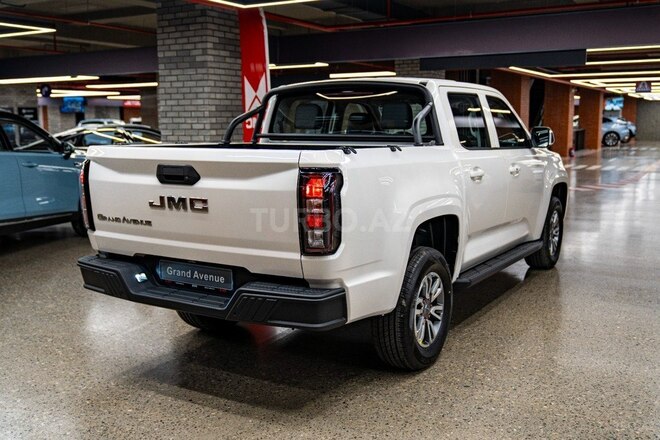 JMC Grand Avenue-8