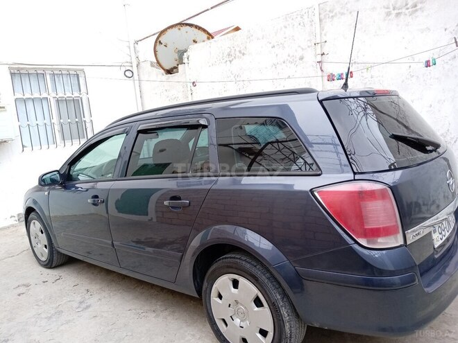 Opel Astra 2006, 260,000 km - 1.4 l - Bakı