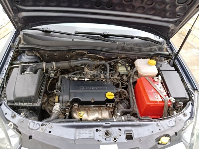 Opel Astra 2006, 260,000 km - 1.4 l - Bakı