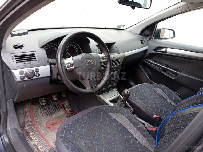 Opel Astra 2006, 260,000 km - 1.4 l - Bakı
