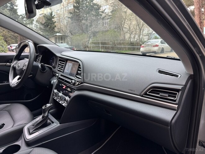 Hyundai Avante 2019, 185,000 km - 1.6 l - Bakı