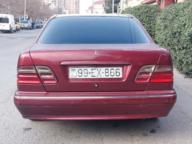 Mercedes E 220 d 2000, 547,500 km - 2.2 л - Bakı