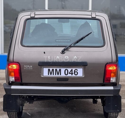 LADA (VAZ) Niva-6